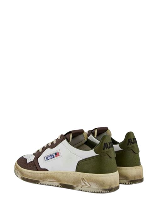 Sneakes da uomo in pelle color marone/verde e bianco invecchiato AUTRY | AVLMVL03