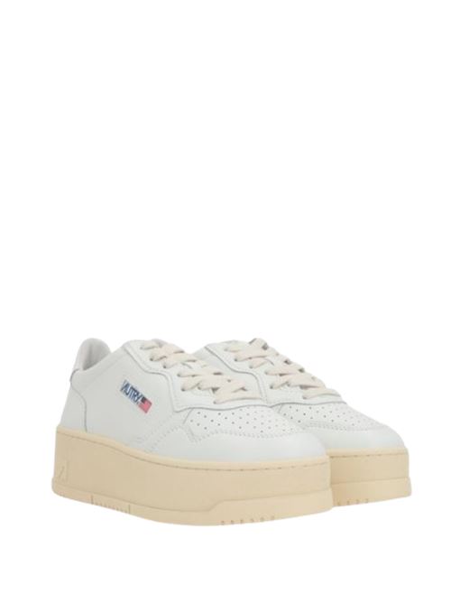 Sneakers Platform da donna bianche in pelle con plateau e talloncino bianco AUTRY | PTLWLL15