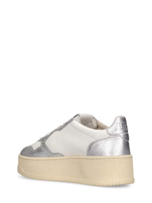 Sneakers da donna con dettagli oro in pelle AUTRY | PTLWWB18