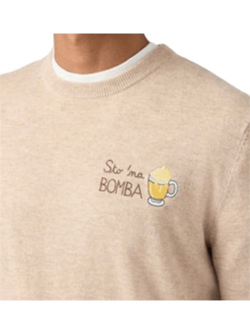 Maglione da uomo in misto lana e cashmere, girocollo, ricamo STO 'NA BOMBA, colore beige. MC2 SAINT BARTH | HER002403499I11