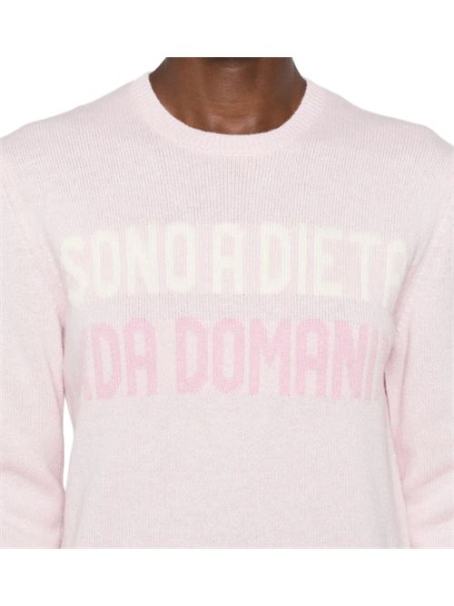 Maglia da donna in misto lana e cashmere, girocollo, jacquard SONO A DIETA DA DOMANI, colore rosa chiaro. MC2 SAINT BARTH | QUE001004111I21