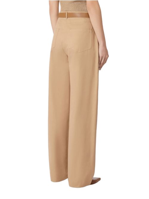 Pantalone da donna in puro cotone con gamba larga e linea leggermente affusolata al fondo, color cammello MAX MARA STUDIO | 6136115106002
