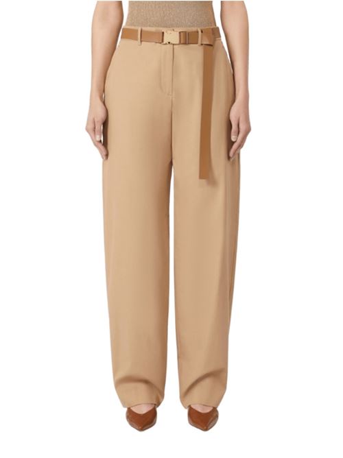 Pantalone da donna in puro cotone con gamba larga e linea leggermente affusolata al fondo, color cammello MAX MARA STUDIO | 6136115106002